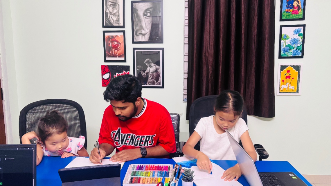 Thevenkyart Academy students in an offline art class session in Hyderabad